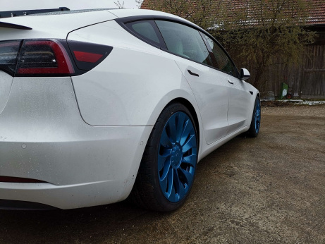 Tieferlegung Model 3 Performance MIA
